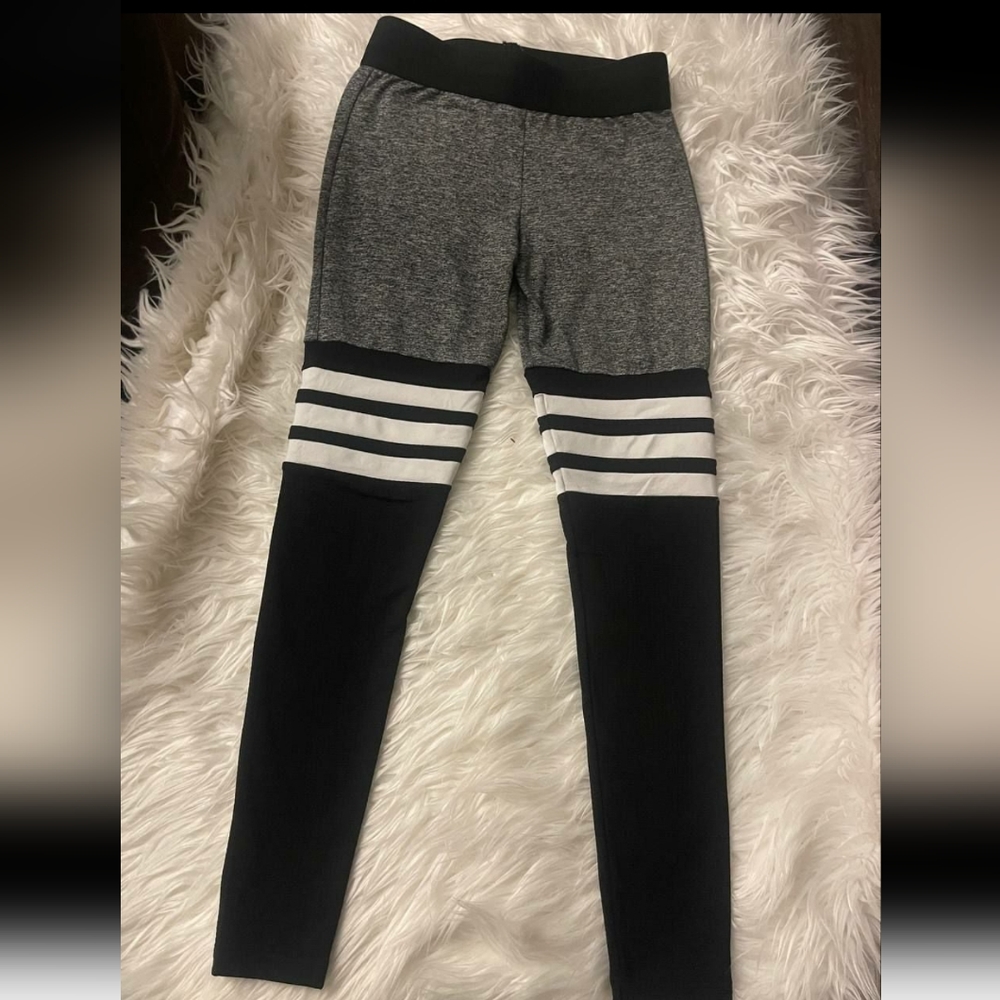 Bombshell sportswear leggings